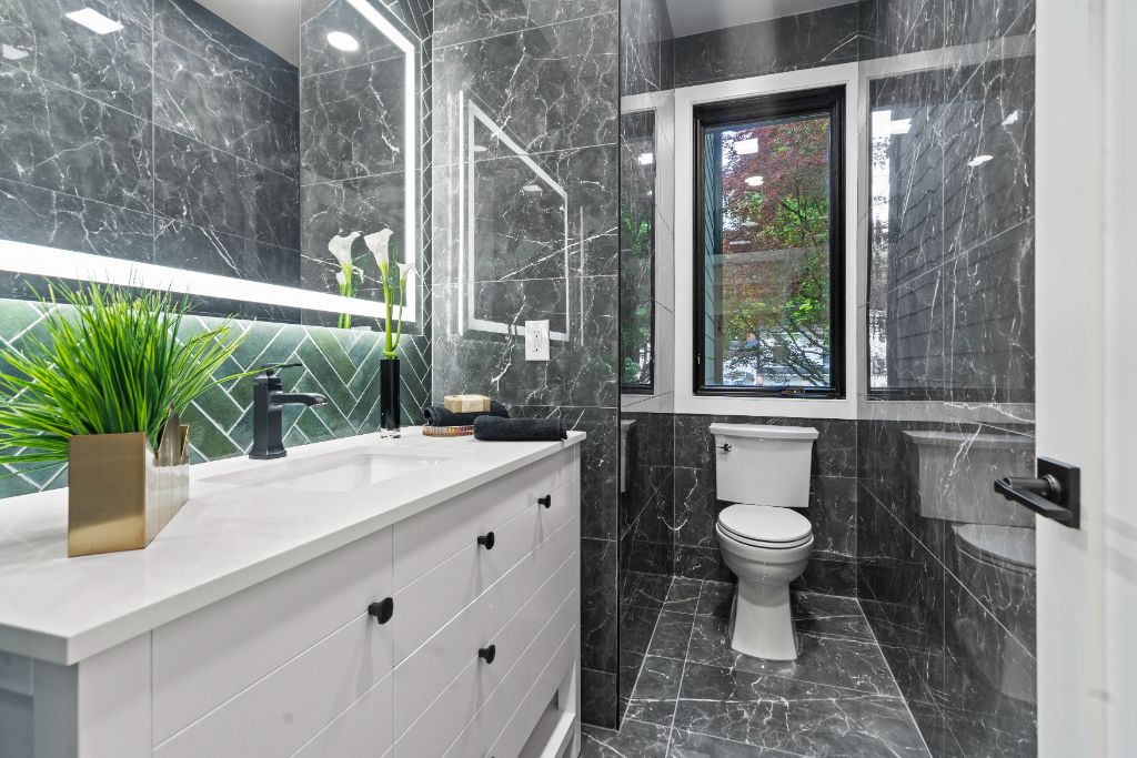 Riverview Terrace Residence, Powder room