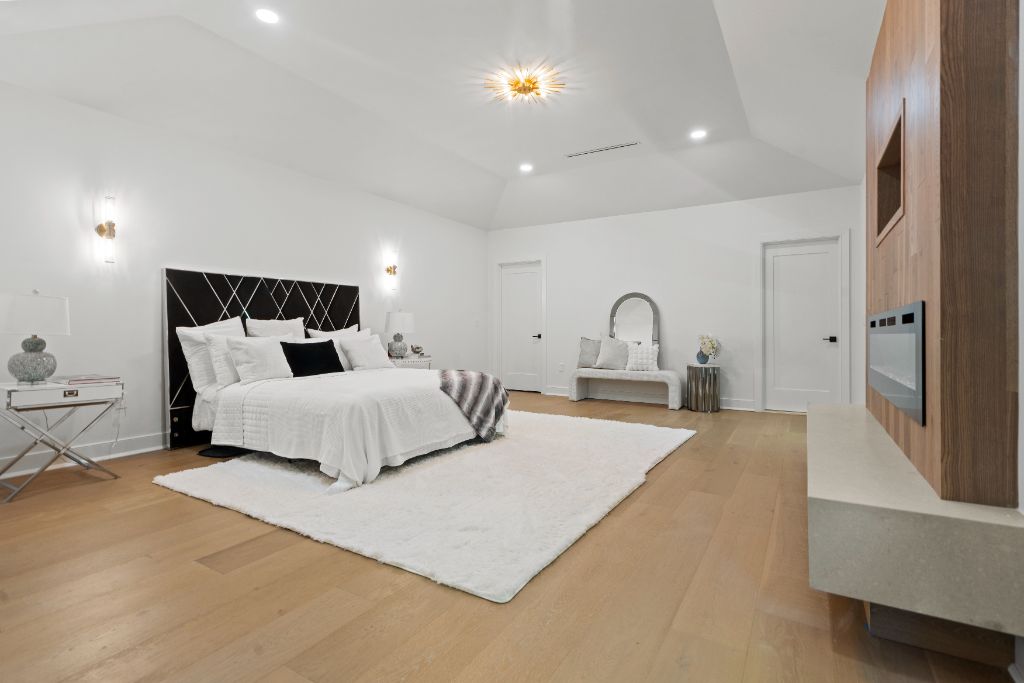 Riverview Terrace Residence, Primary suite