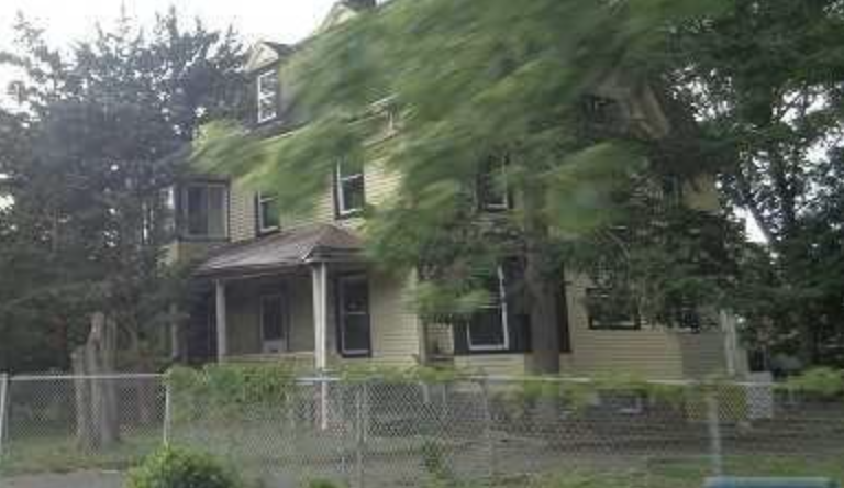 360 Tenafly Road, Prior condition