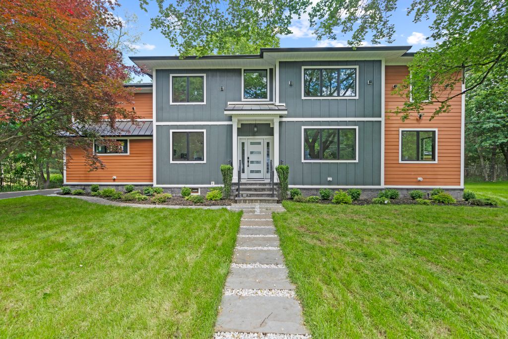 Riverview Terrace Residence, front elevation
