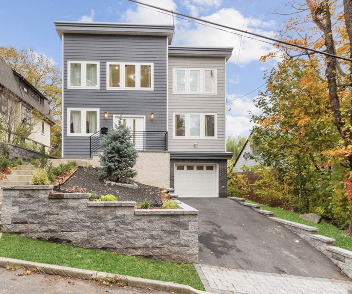 470 Myrtle Avenue, front elevation