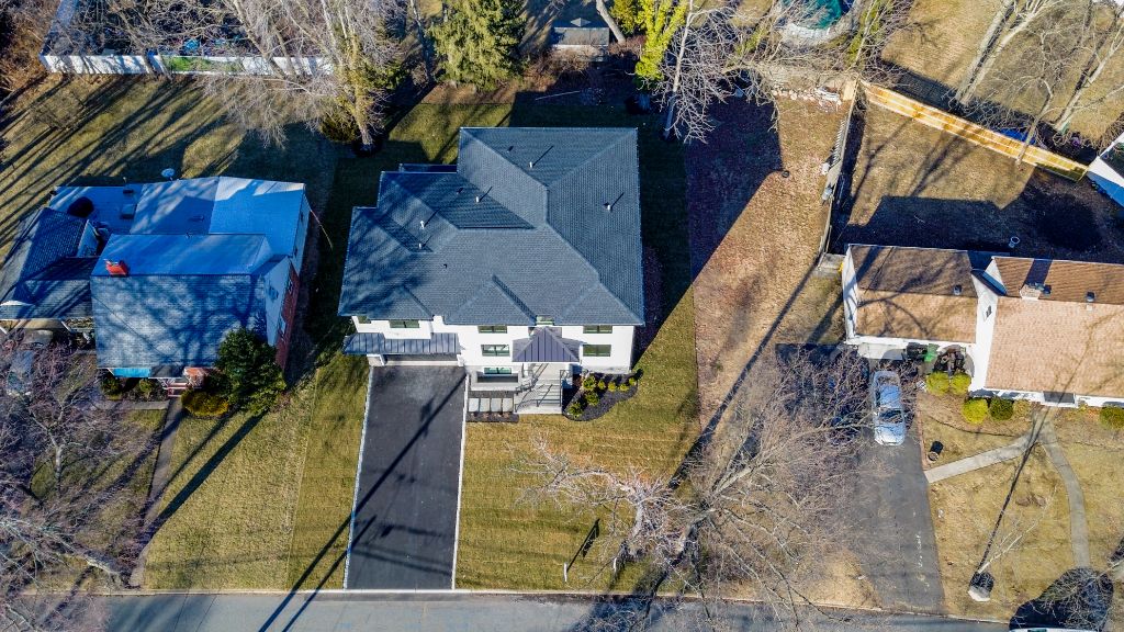Brookfield Residence, Aerial · site & context